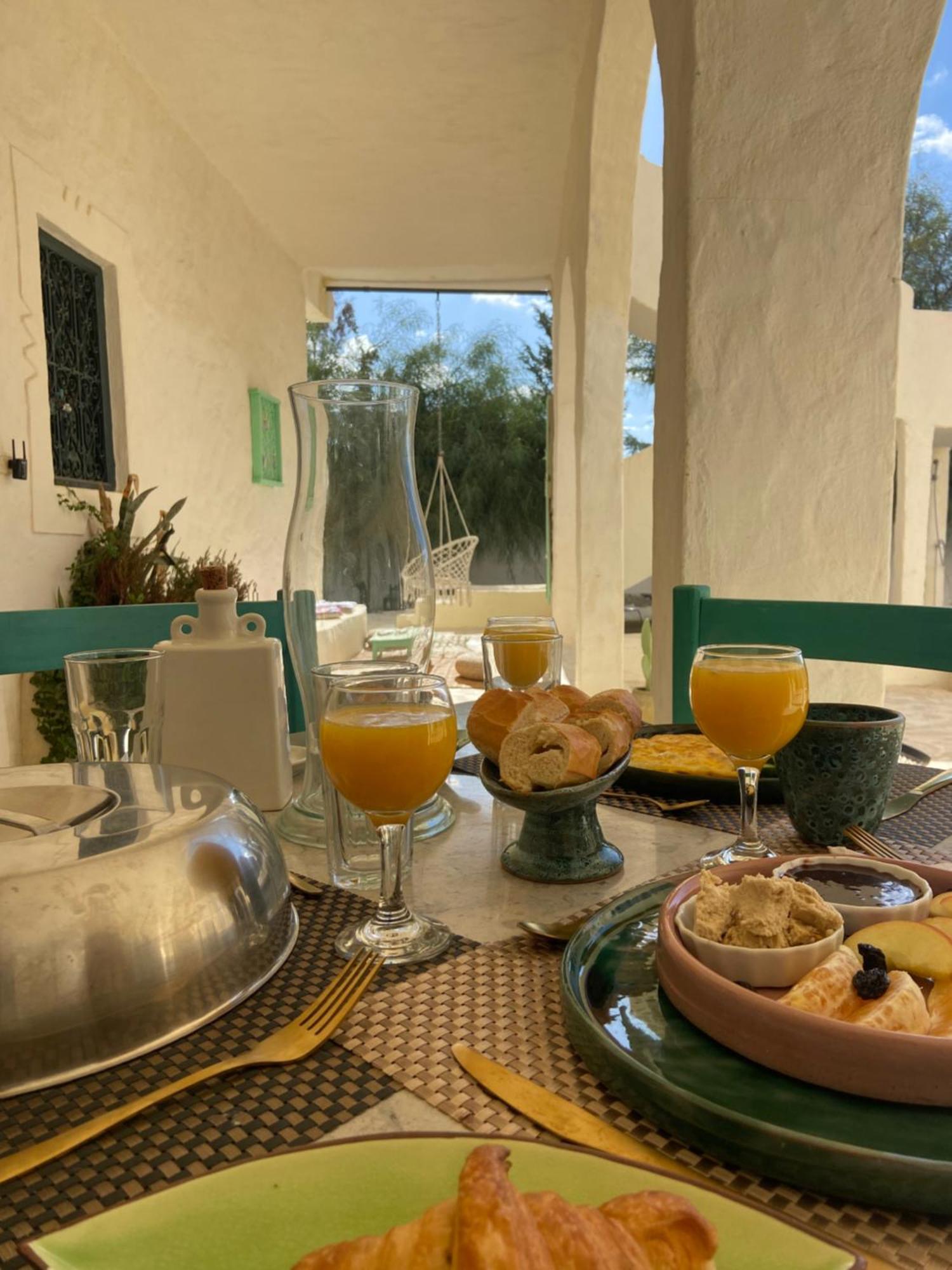 Dar Oueghlani - Maison D'Hotes El May Luaran gambar