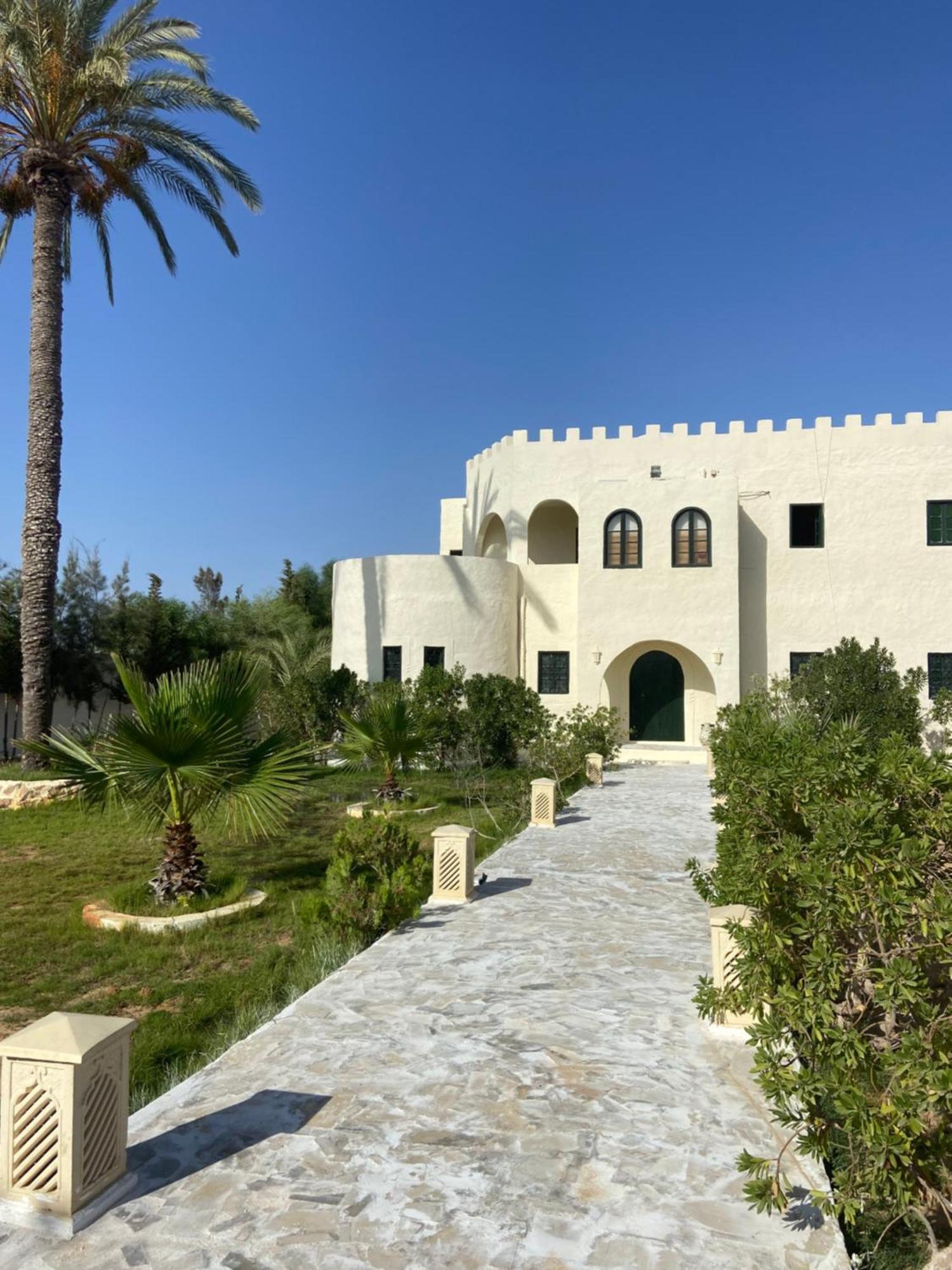 Dar Oueghlani - Maison D'Hotes El May Luaran gambar