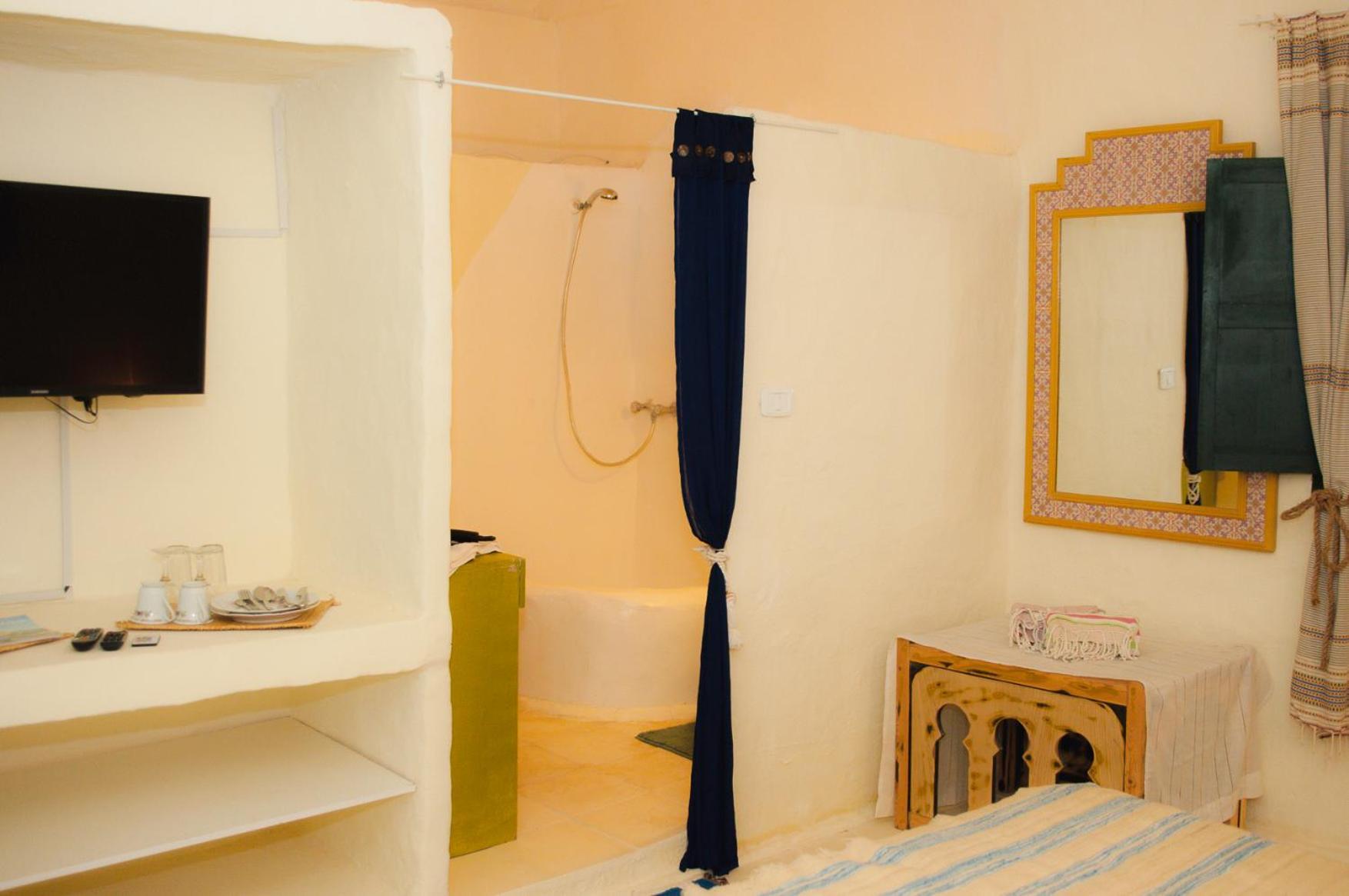 Dar Oueghlani - Maison D'Hotes El May Luaran gambar