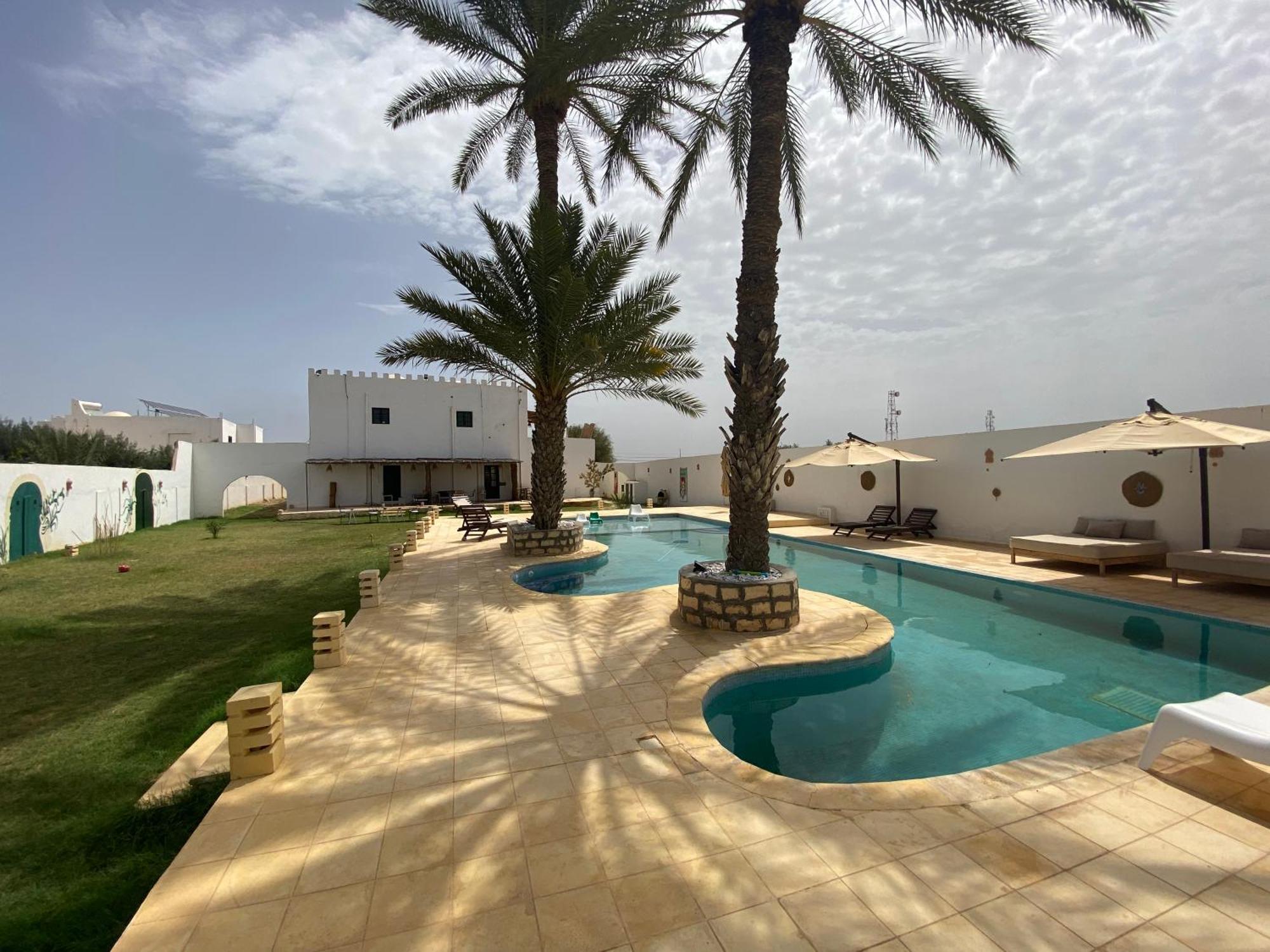 Dar Oueghlani - Maison D'Hotes El May Luaran gambar
